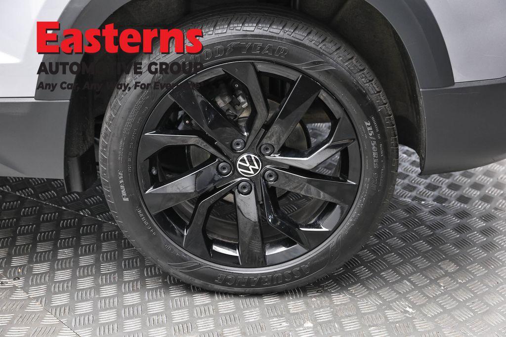 used 2024 Volkswagen Taos car, priced at $22,289