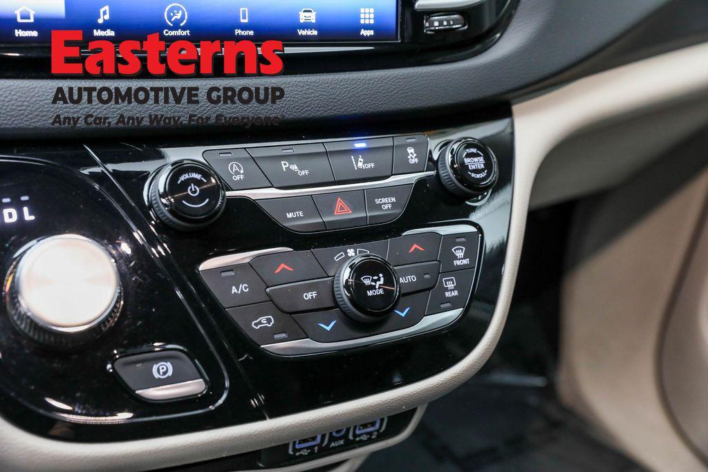 used 2023 Chrysler Pacifica car, priced at $24,750