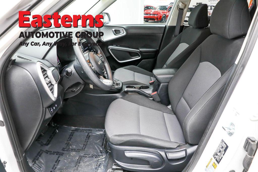 used 2024 Kia Soul car, priced at $16,550