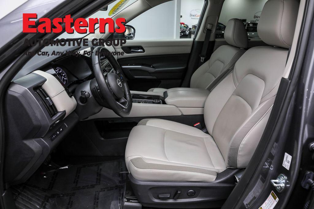 used 2023 Nissan Pathfinder car, priced at $30,750