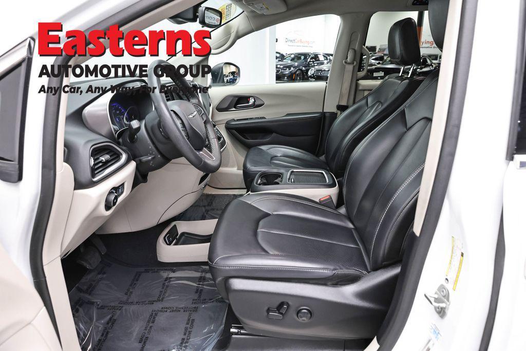 used 2023 Chrysler Pacifica car, priced at $22,749