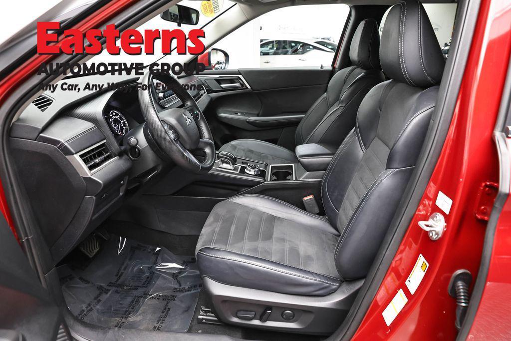used 2024 Mitsubishi Outlander car, priced at $23,749