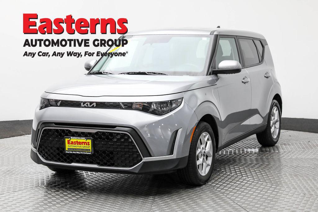 used 2025 Kia Soul car, priced at $17,490