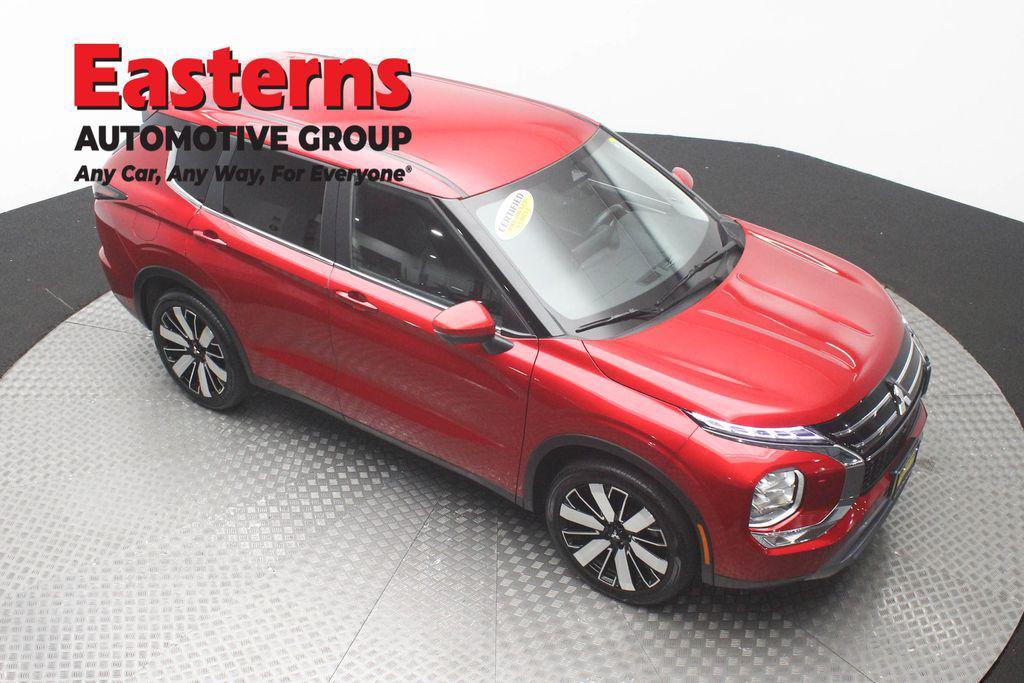 used 2025 Mitsubishi Outlander car, priced at $27,724