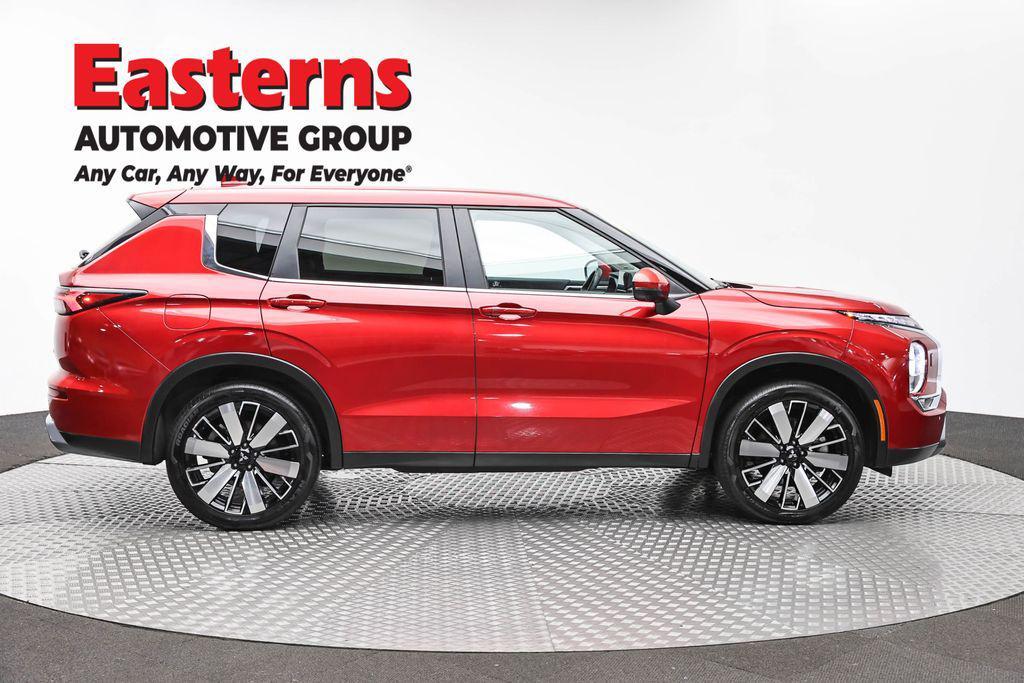 used 2025 Mitsubishi Outlander car, priced at $27,724