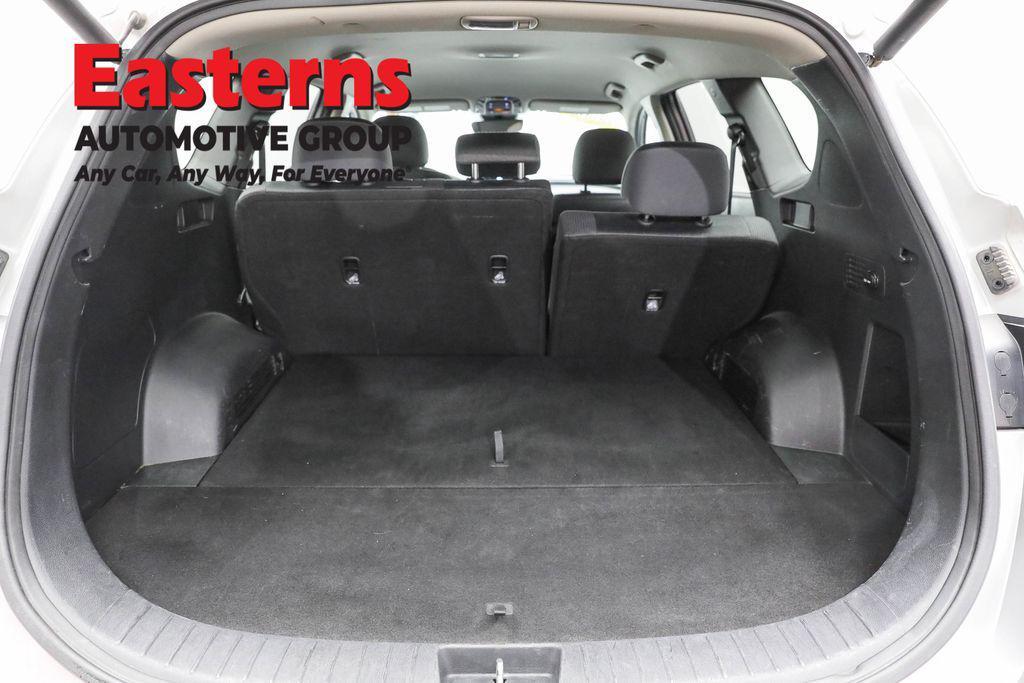 used 2023 Hyundai Santa Fe car, priced at $20,950