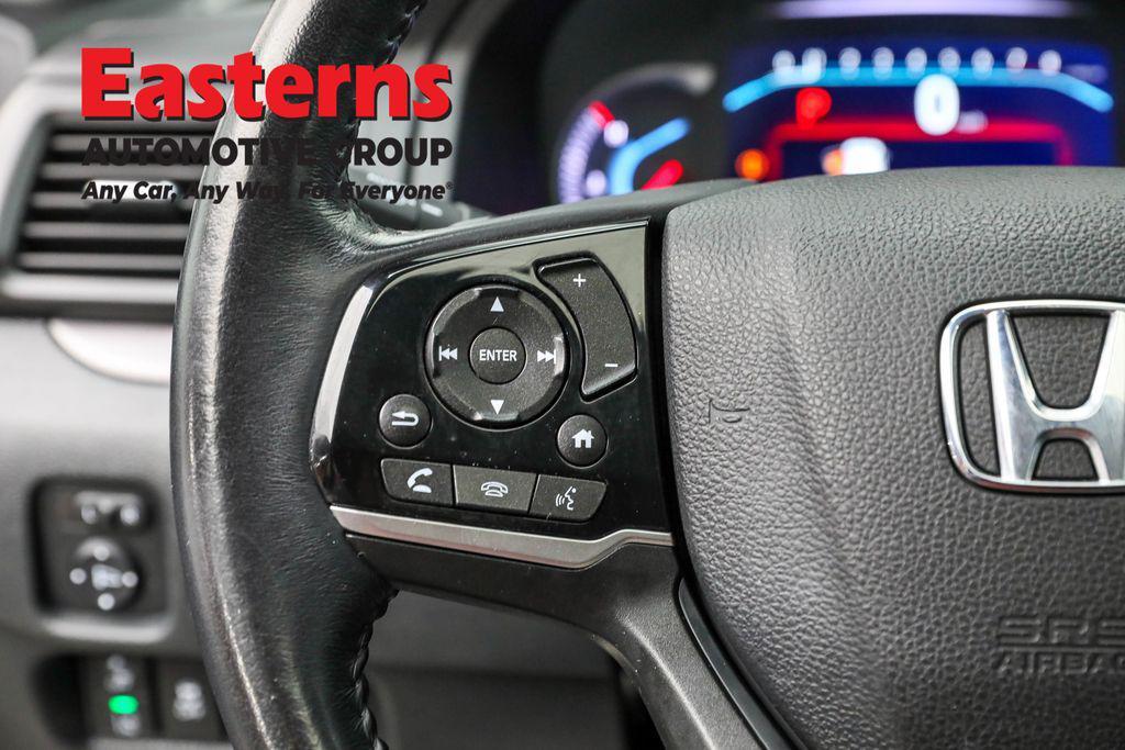 used 2022 Honda Pilot car, priced at $31,490