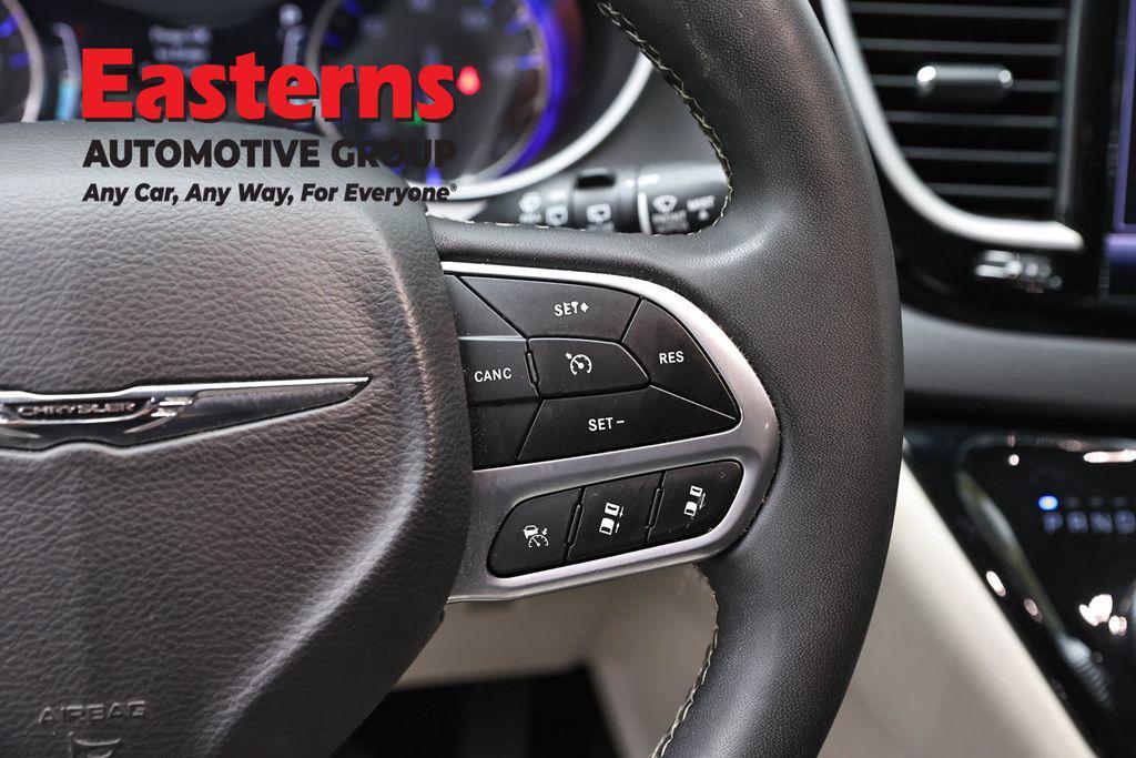 used 2023 Chrysler Pacifica car, priced at $22,749