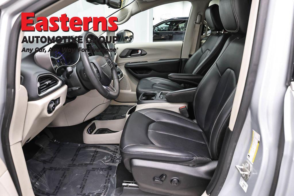 used 2023 Chrysler Pacifica car, priced at $22,749