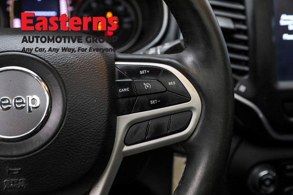 used 2022 Jeep Cherokee car, priced at $23,950