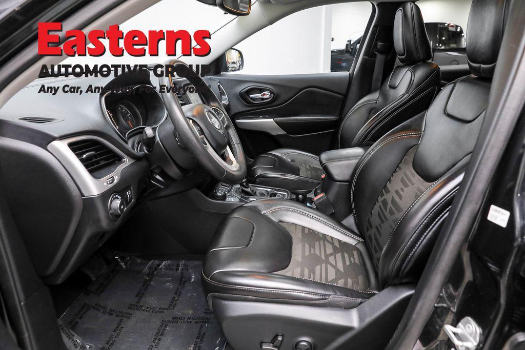 used 2022 Jeep Cherokee car, priced at $23,950