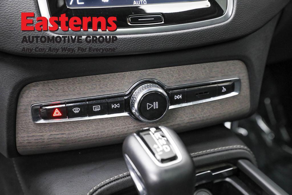 used 2021 Volvo XC90 car, priced at $29,950