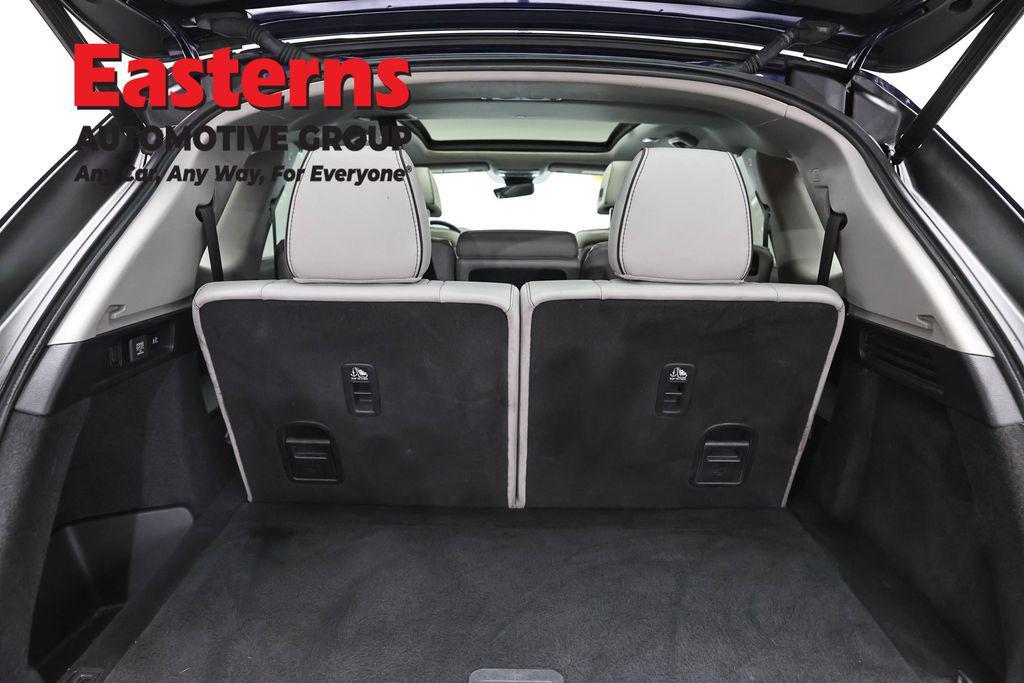 used 2022 Acura MDX car, priced at $37,749