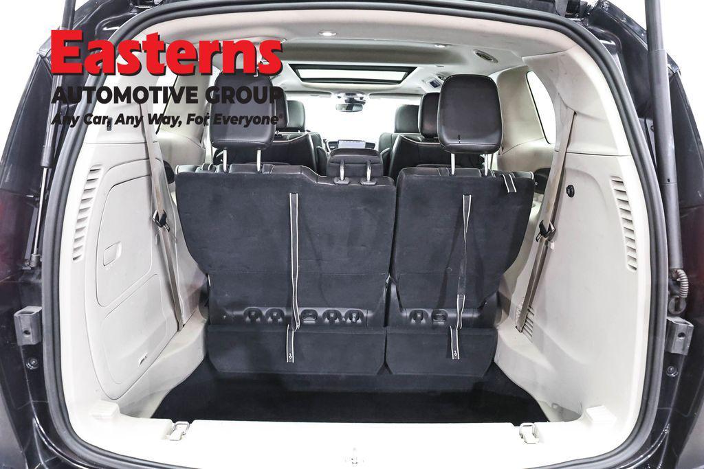 used 2023 Chrysler Pacifica Hybrid car, priced at $27,749