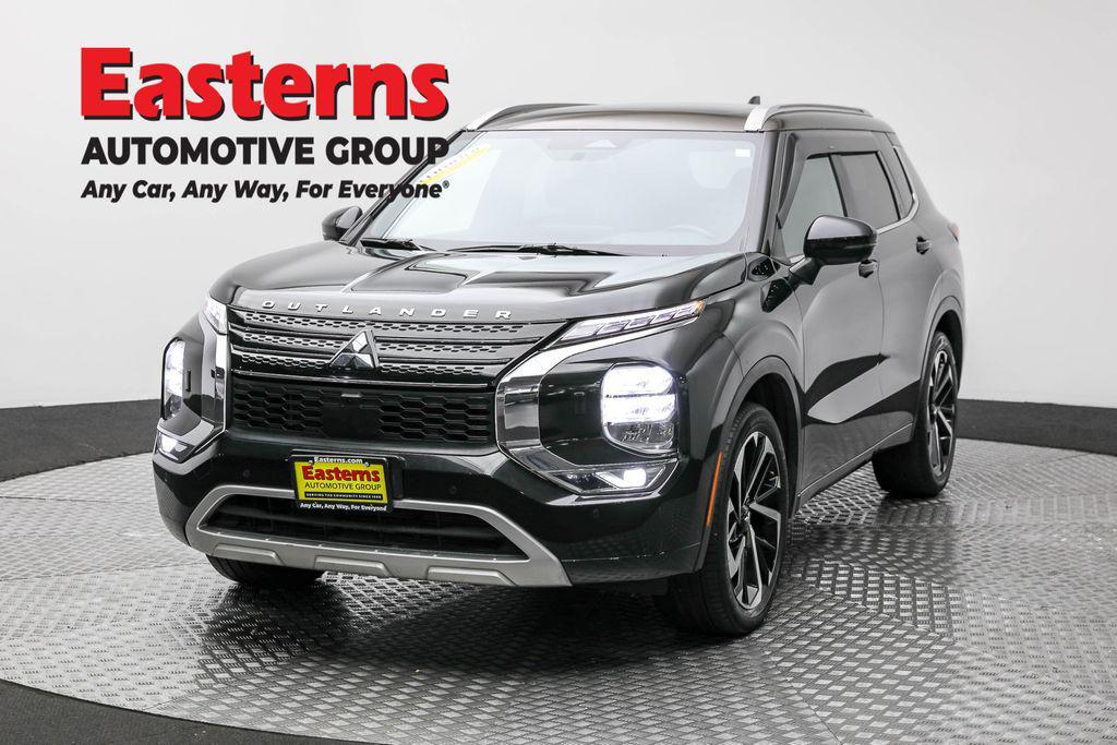 used 2023 Mitsubishi Outlander car, priced at $24,950