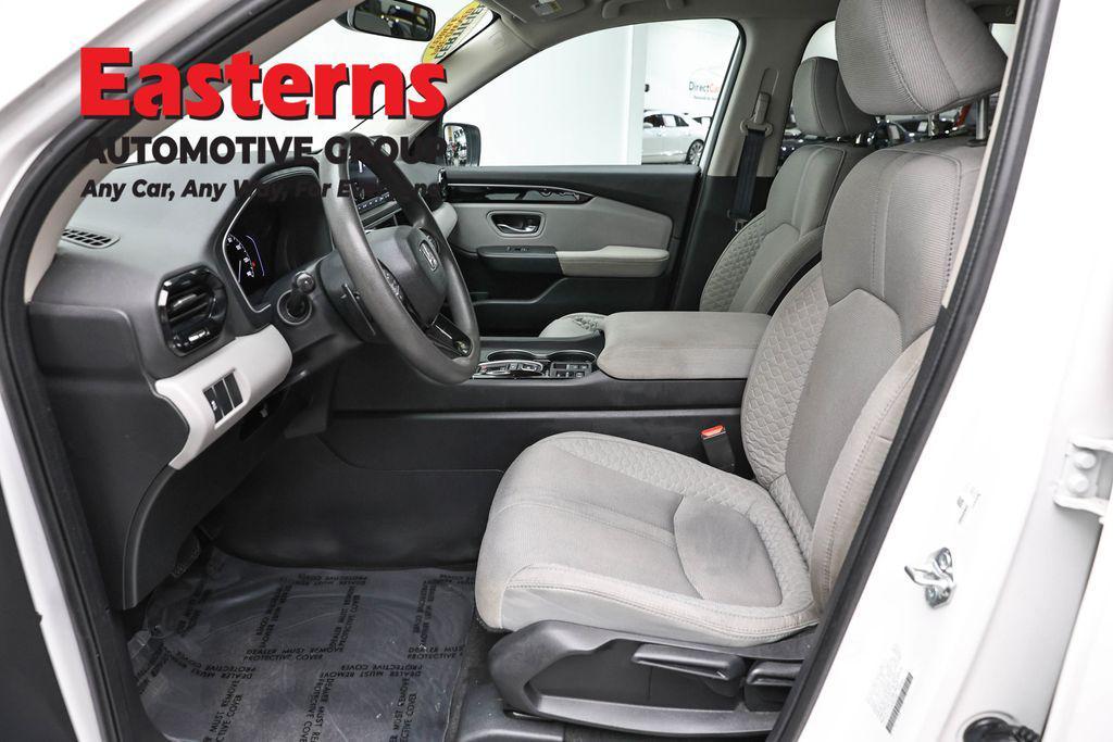 used 2023 Honda Pilot car, priced at $28,490