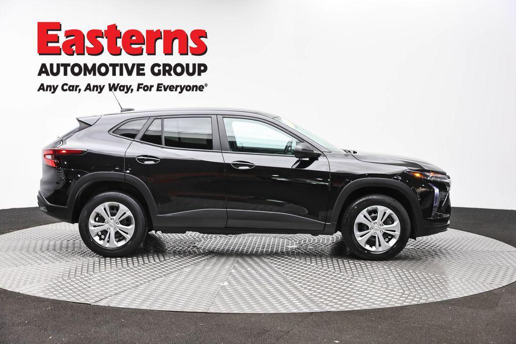 used 2024 Chevrolet Trax car, priced at $20,549