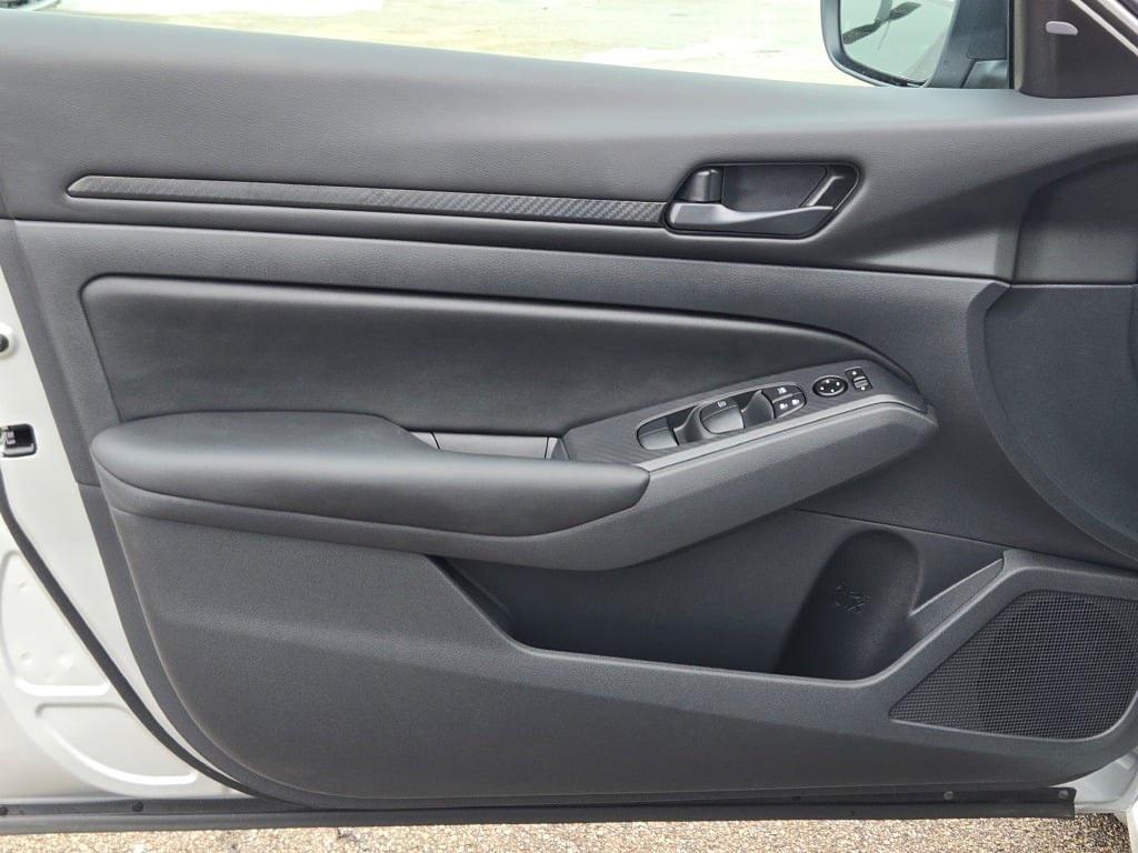 used 2025 Nissan Altima car, priced at $25,000