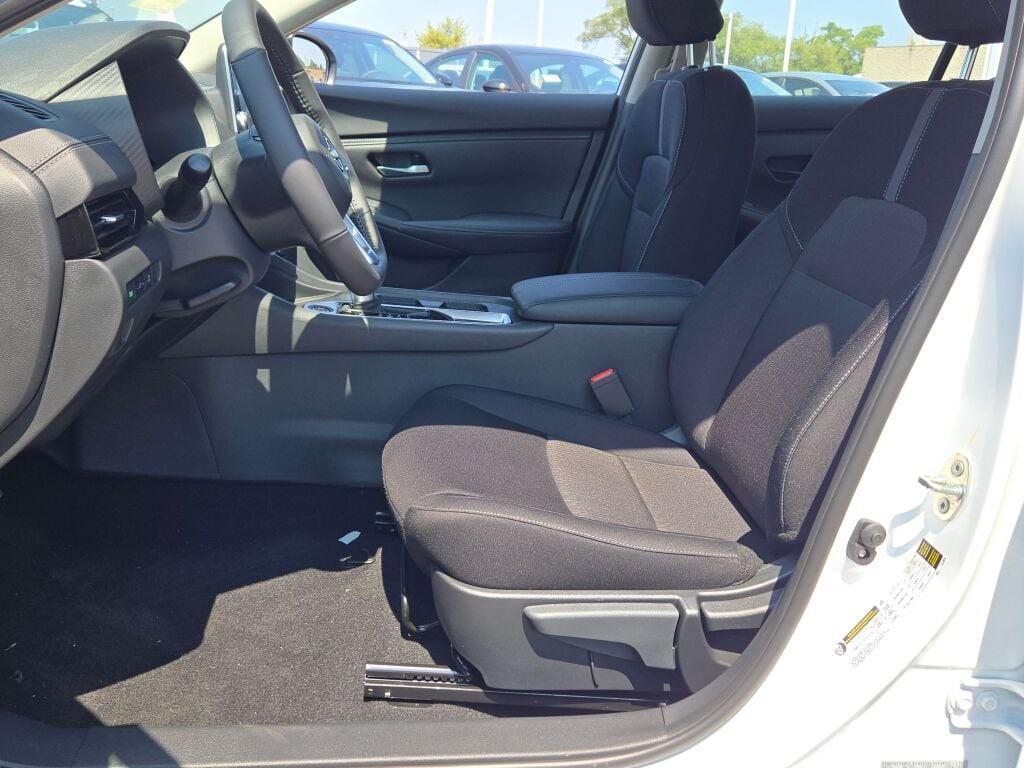 new 2025 Nissan Sentra car, priced at $25,335