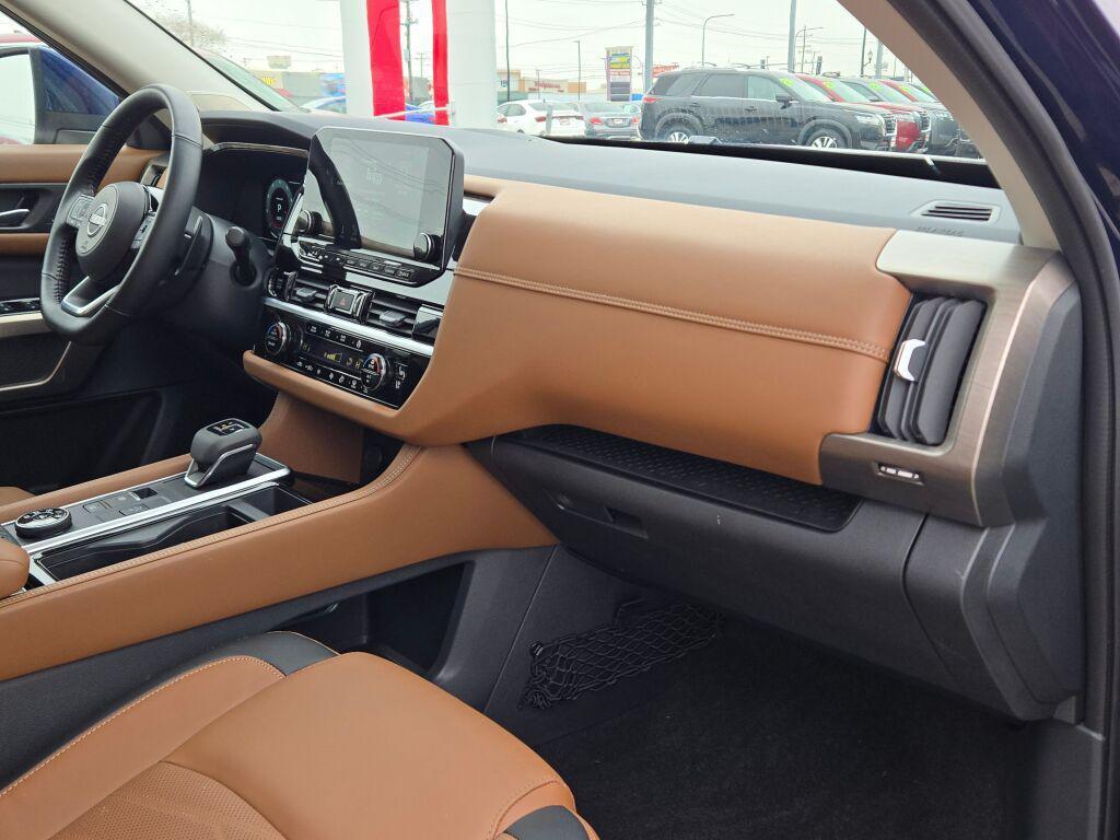 used 2025 Nissan Pathfinder car, priced at $44,000