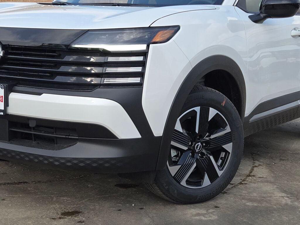 new 2026 Nissan Kicks car, priced at $29,015