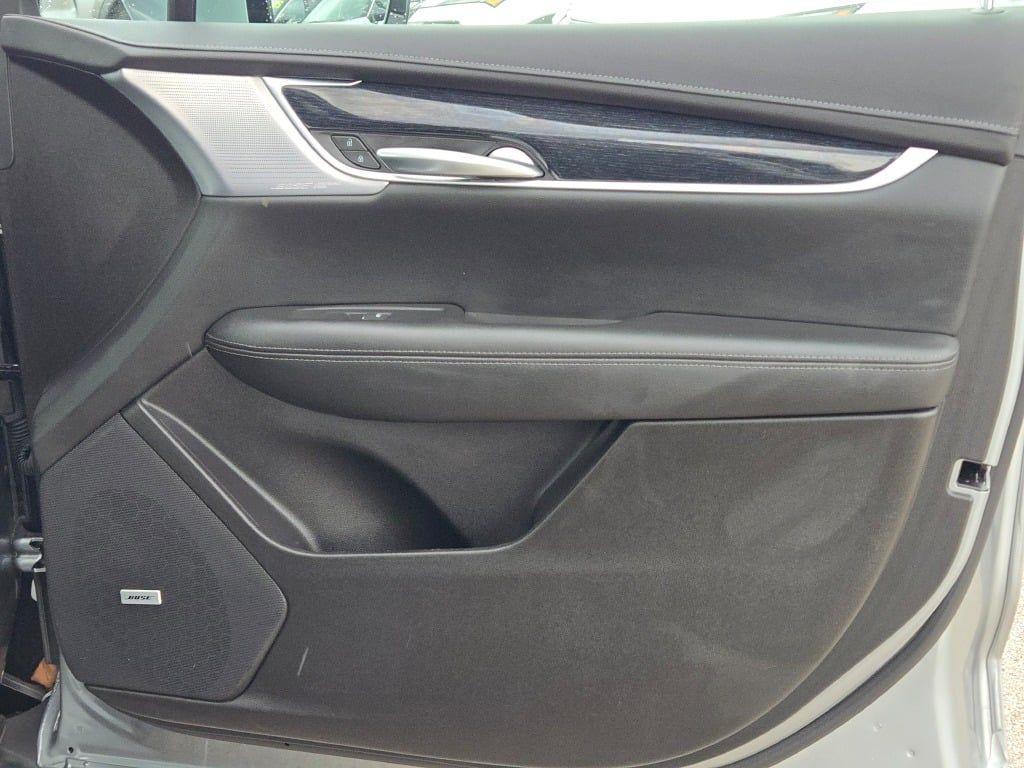 used 2025 Cadillac XT5 car, priced at $41,000