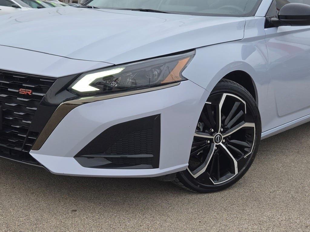 used 2023 Nissan Altima car, priced at $26,000
