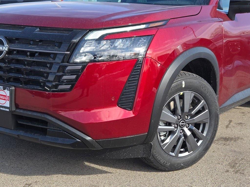 new 2026 Nissan Pathfinder car, priced at $42,660