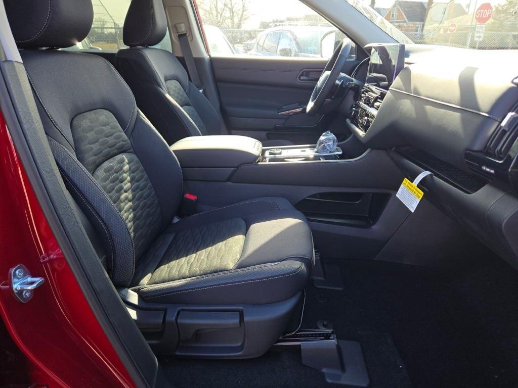 new 2026 Nissan Pathfinder car, priced at $42,660