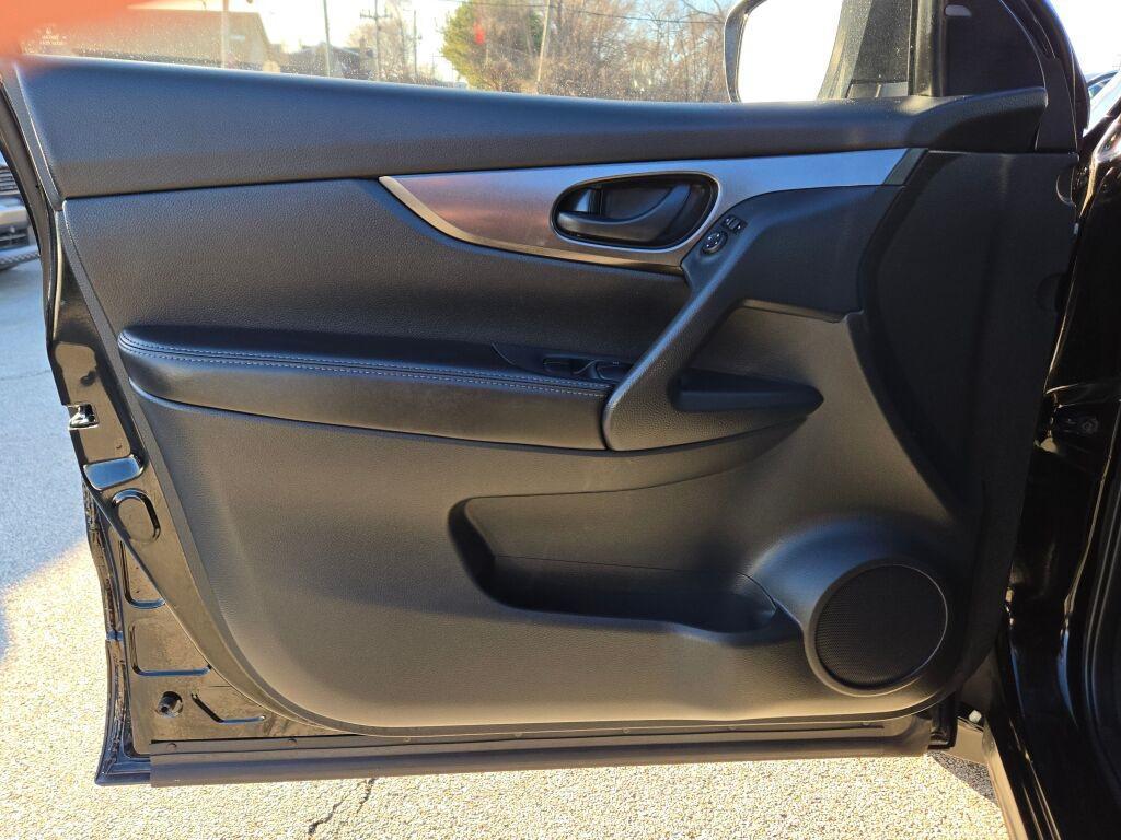 used 2022 Nissan Rogue Sport car, priced at $21,000