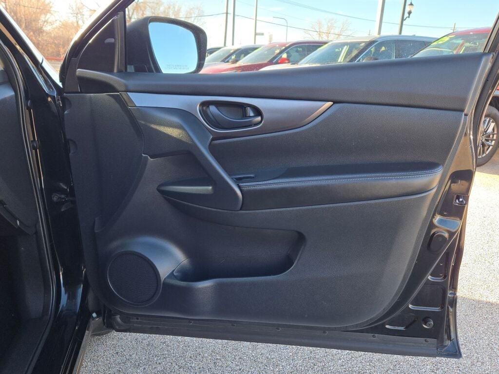 used 2022 Nissan Rogue Sport car, priced at $21,000