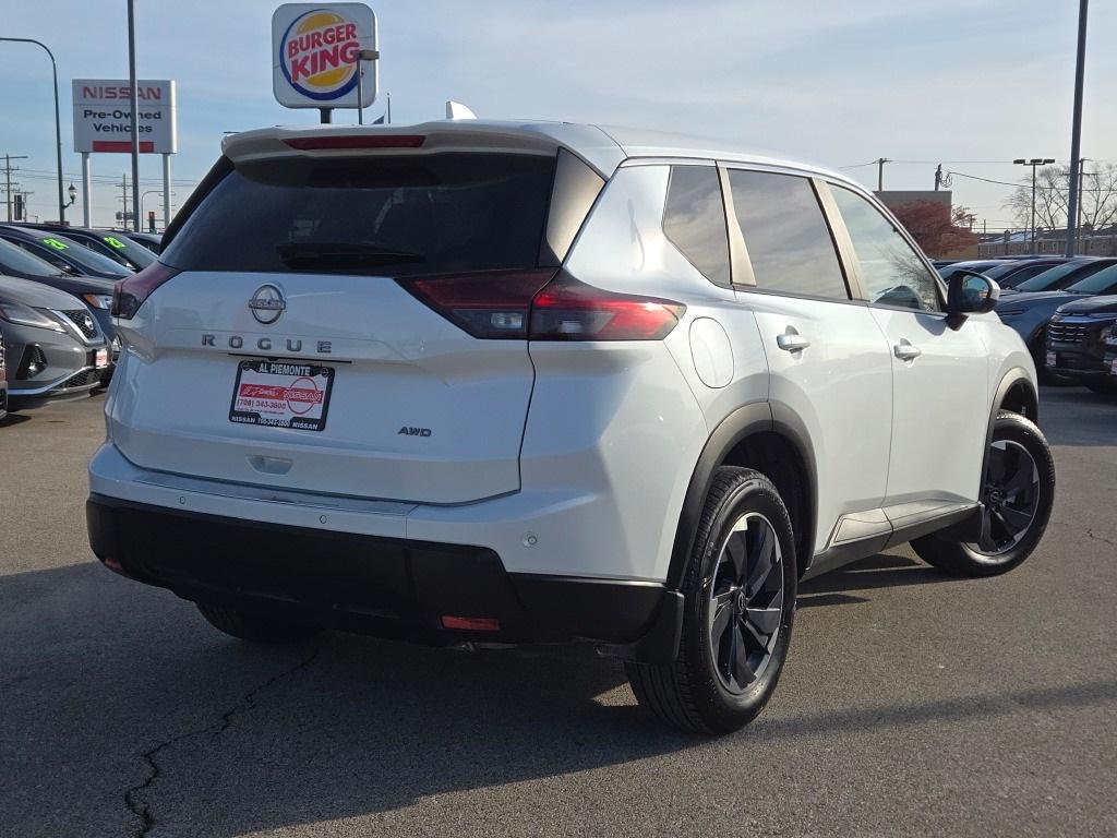 used 2025 Nissan Rogue car, priced at $28,000
