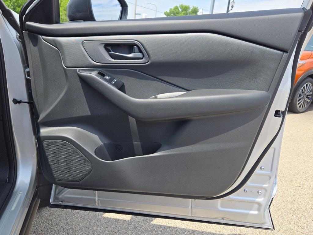 used 2025 Nissan Rogue car, priced at $26,500