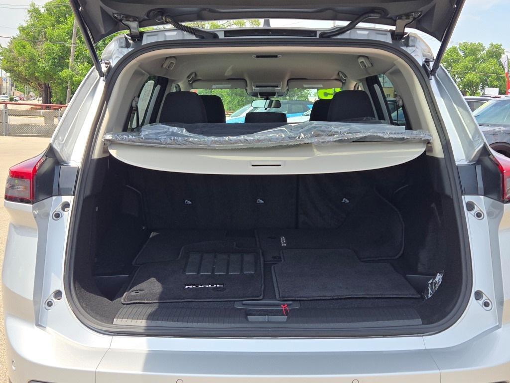 used 2025 Nissan Rogue car, priced at $26,500