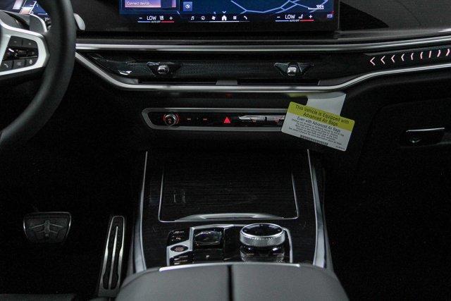 new 2026 BMW X7 car, priced at $100,640