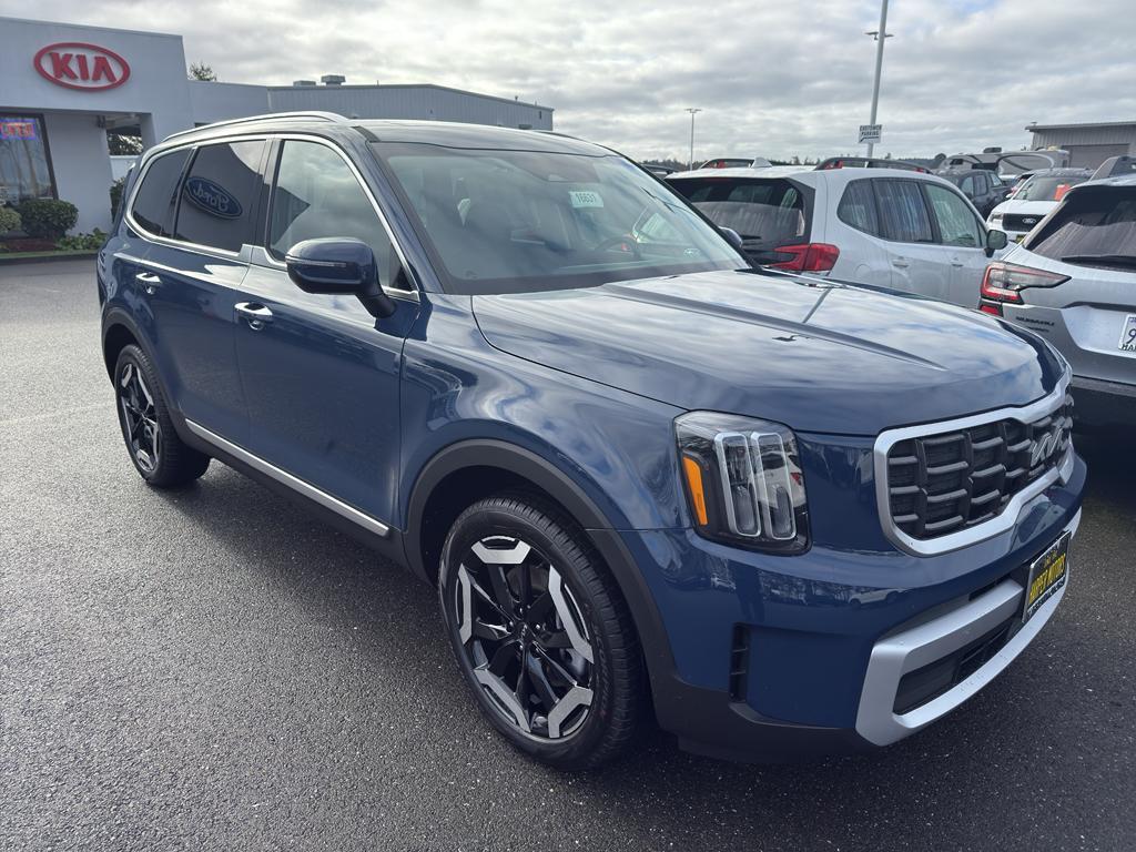 new 2025 Kia Telluride car, priced at $44,359