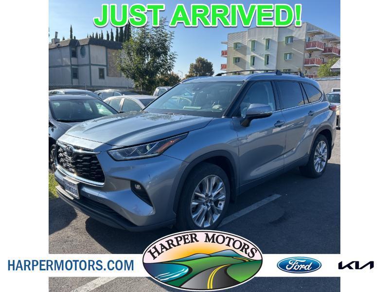 used 2021 Toyota Highlander car, priced at $36,995
