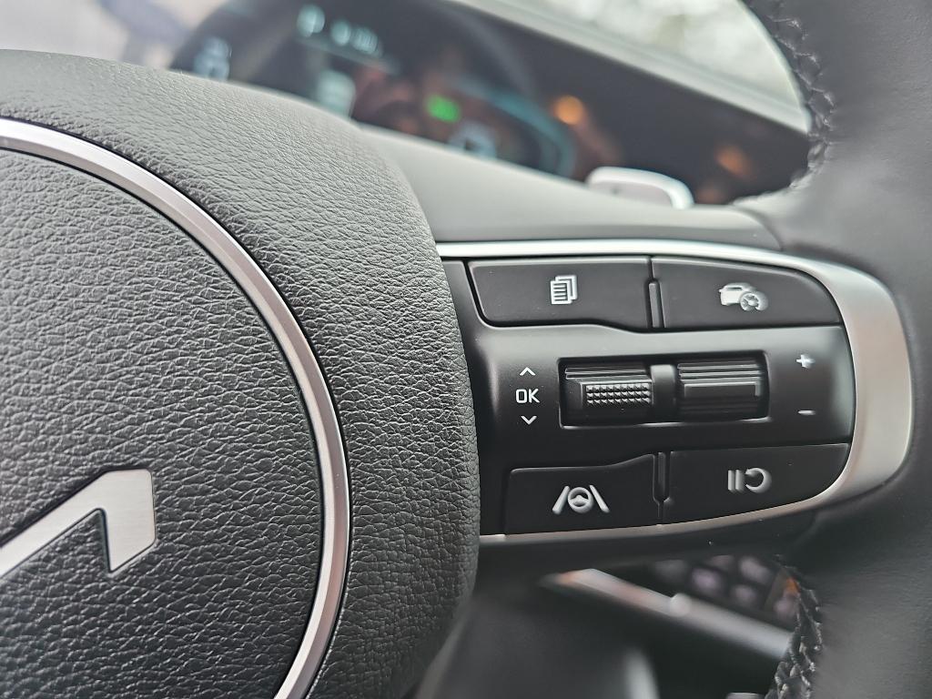 new 2025 Kia Sportage Hybrid car, priced at $34,317