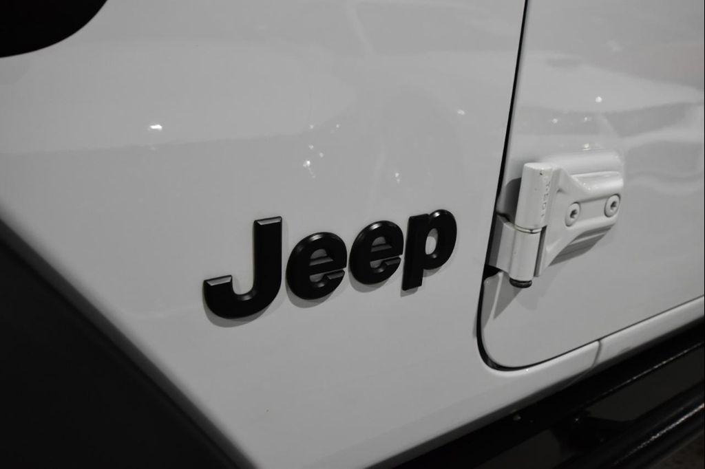 used 2021 Jeep Gladiator car, priced at $38,645