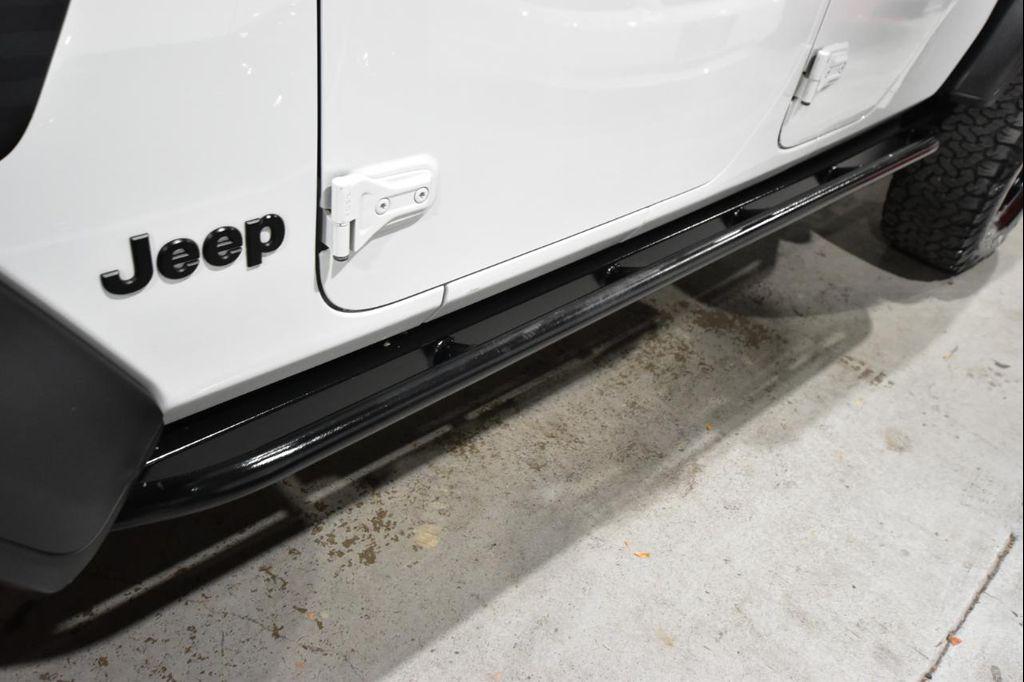 used 2021 Jeep Gladiator car, priced at $38,645