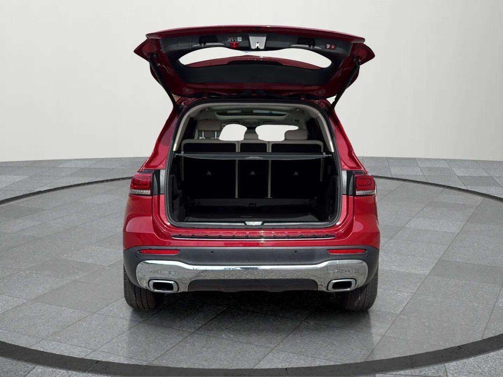 used 2023 Mercedes-Benz GLB 250 car, priced at $30,991