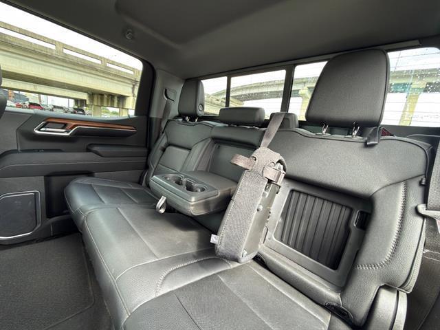 used 2022 GMC Sierra 1500 car, priced at $42,644