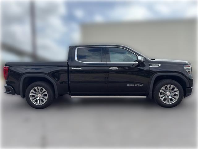 used 2022 GMC Sierra 1500 car, priced at $42,644
