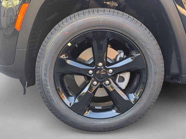 new 2026 Jeep Grand Cherokee car, priced at $50,580