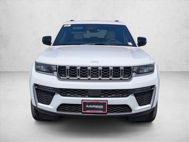 new 2026 Jeep Grand Cherokee car, priced at $44,775