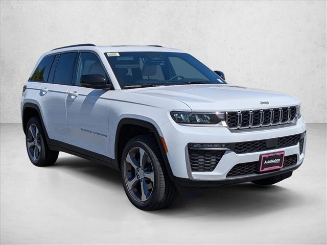 new 2026 Jeep Grand Cherokee car, priced at $44,775
