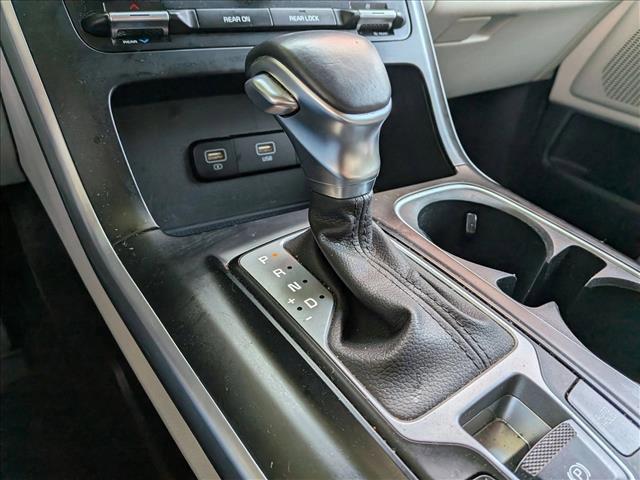 used 2023 Kia Carnival car, priced at $28,955