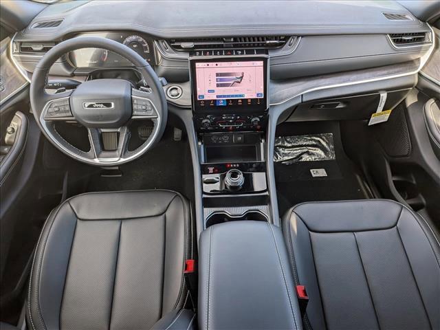 new 2025 Jeep Grand Cherokee car, priced at $51,225