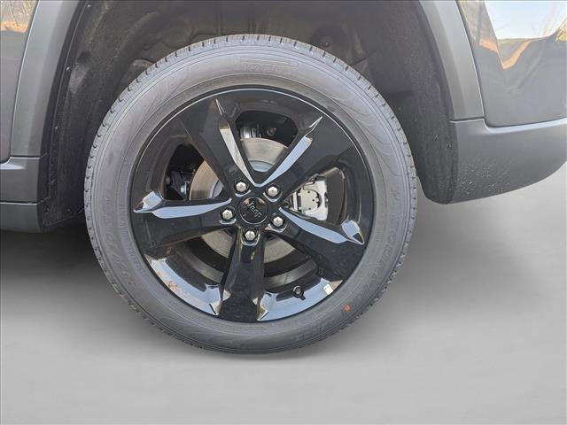 new 2025 Jeep Grand Cherokee car, priced at $49,893