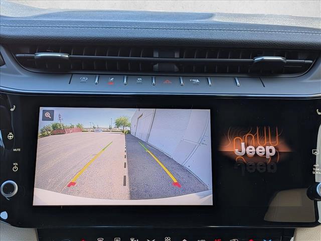 new 2026 Jeep Grand Cherokee car, priced at $43,395